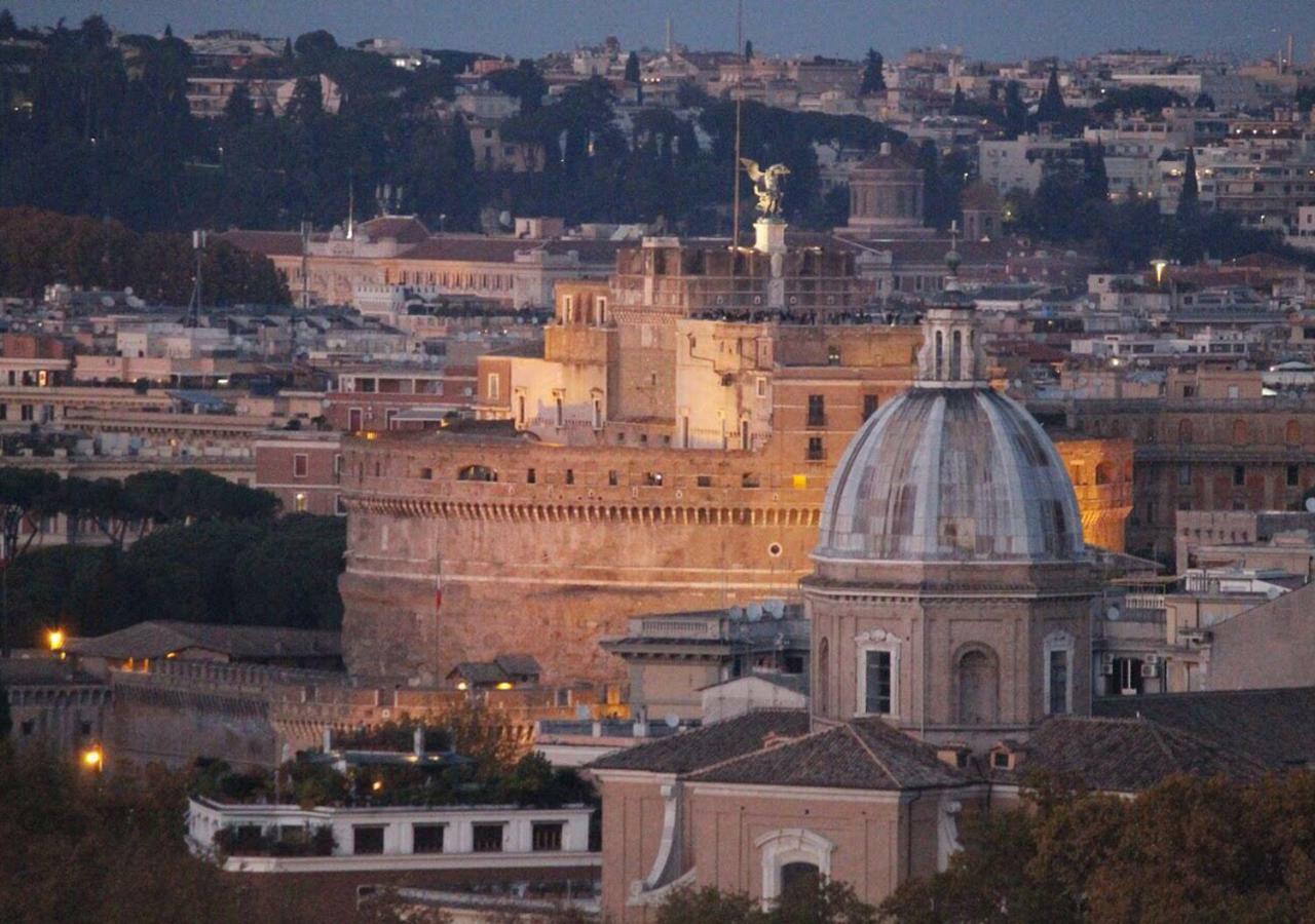 Vatican In The Moonlight Apartment 로마 외부 사진