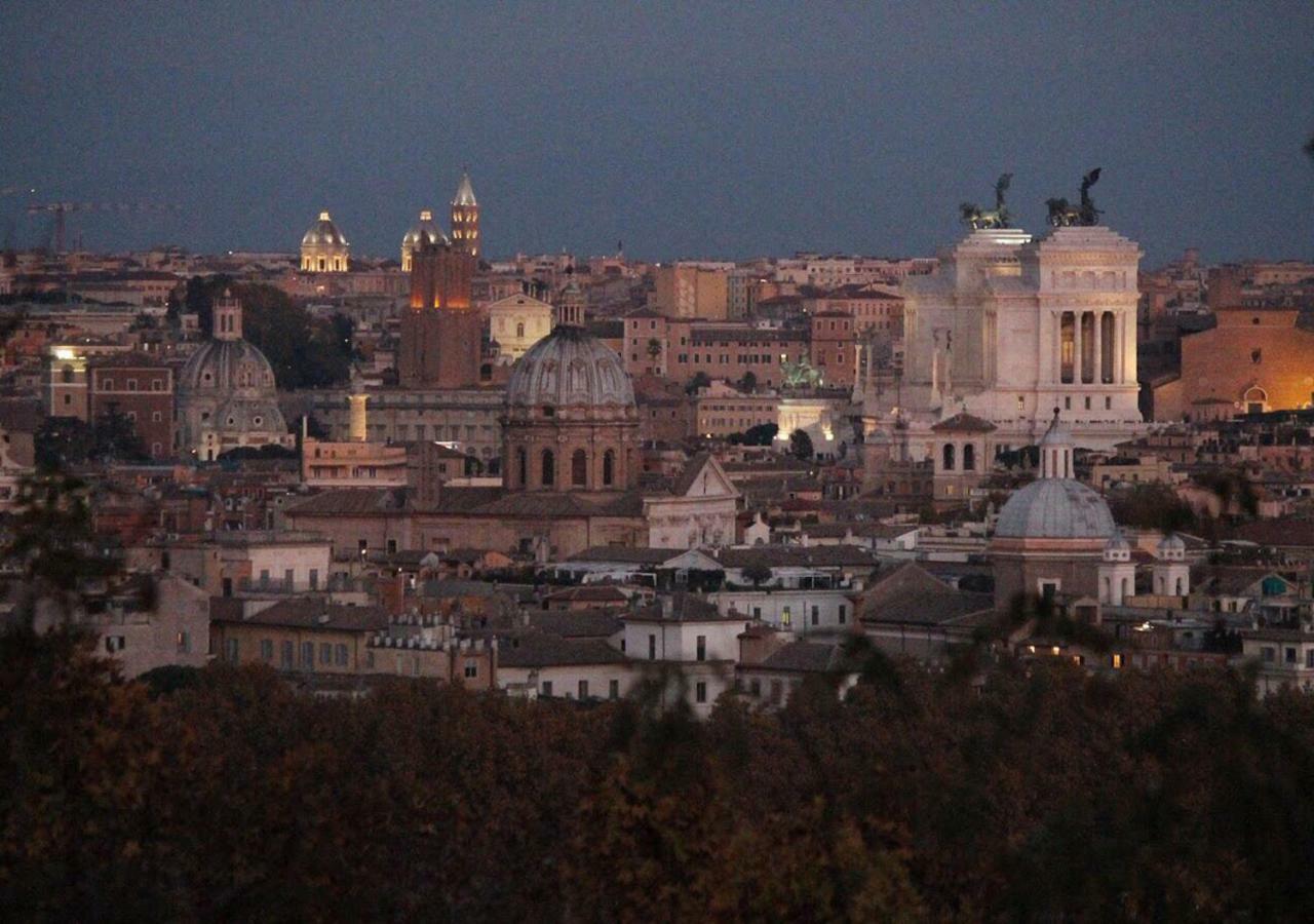 Vatican In The Moonlight Apartment 로마 외부 사진